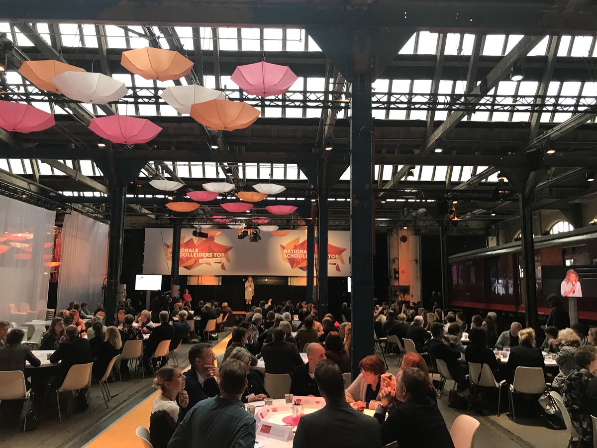 NL2025's tweet photo. Schoolleiders in gesprek met de aanjagers van NL2025. Inspirerende gesprekken tijdens de tafelgesprekken #nst #nstpo https://t.co/X4ToNmTR2X
