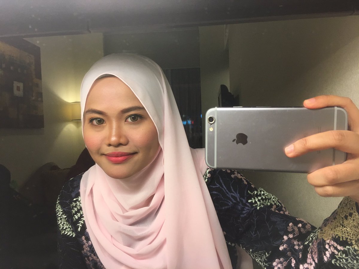 dhirazman's tweet photo. #wafieypaan #dinnerreception https://t.co/AxZVBdUT0K