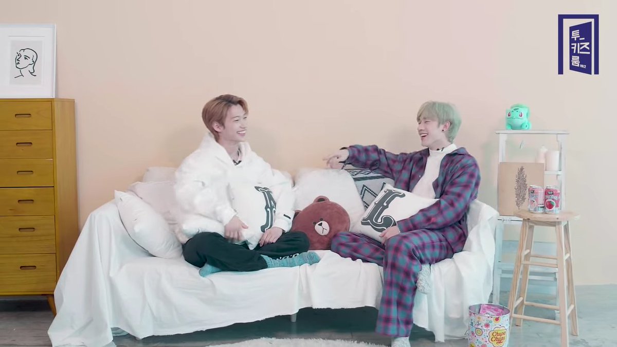 Chansea1003's tweet photo. 📜 November 24, 2018
[Two Kids Room(투키즈룸)] VOL.2 Ep.09 방찬X필릭스

#StrayKids #스트레이키즈
#TwoKidsRoomVOL2
#투키즈룸VOL2
#방찬 #필릭스
#IamYOU #GetCool https://t.co/fI7QRHIcj1