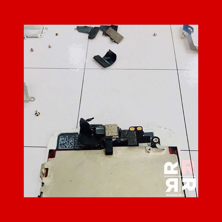 RadikelTech's tweet photo. Iphone 5 Body Bent/Front Camera Flex Ribbon/Battery Replacement/Lcd Replacement
Cod repair area Ipoh Perak / KL Ampang!
Ada masalah yang sama? Boleh Dm kami!
#iphonerepairkl #laptoprepairkl #iphonerepairipoh #radikeltech #iphonerepairmurahkl #radikeltech https://t.co/qQL0GfobFy