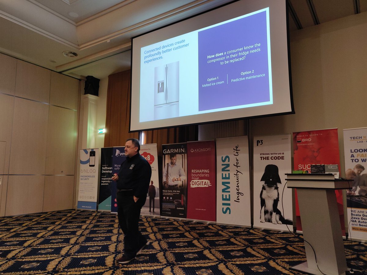 nickoelton's tweet image. .MarcoDalPino on stage at #CodeCampRO with session about #azuresphere #Azure