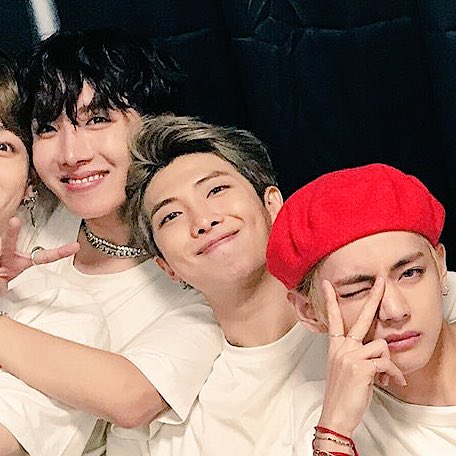 lms_van's tweet photo. ナムさん、お疲れ様でした。
ありがとう✨
Namjoon, we LOVE you.
I LOVE you.
Thank you for being with us.
#BTS
#RM #Namjoon
#RMisMyAnswer
#ILoveNamjoon
@BTS_twt https://t.co/bu7aKbbTBB