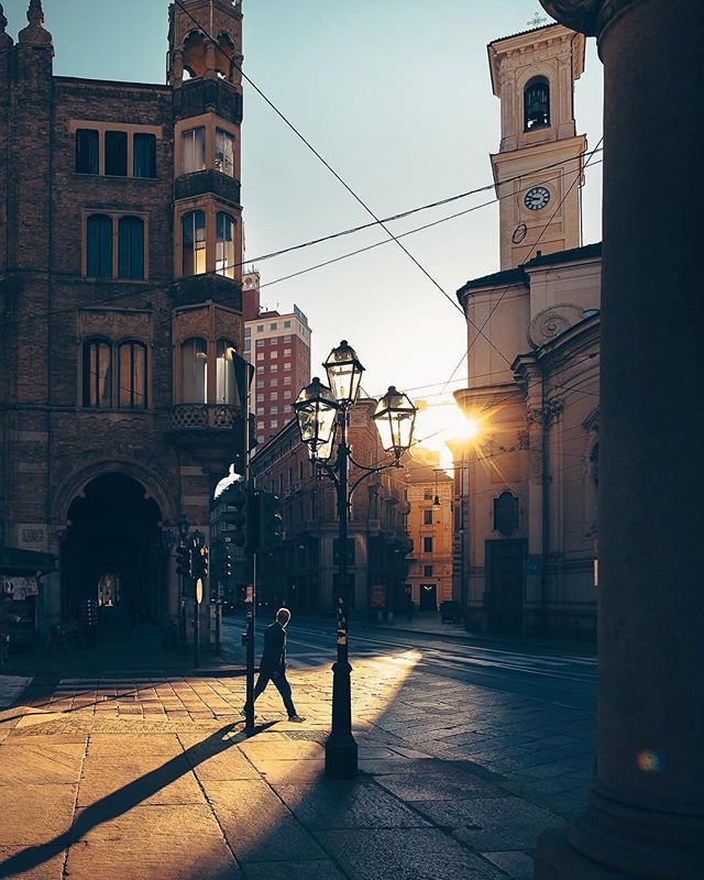 ciauturin's tweet image. Cross path •
•
•
#SDMfeatures #igerstorino #places_of_turin #spi_action #streetleaks #streetlife_award #streetsvision #storyofthestreet #streetclassics  #wearethestreet #justgoshoot #streetshared #lensculturestreets #moodygrams #myspc #streets_storyt… ift.tt/2PSLAEE