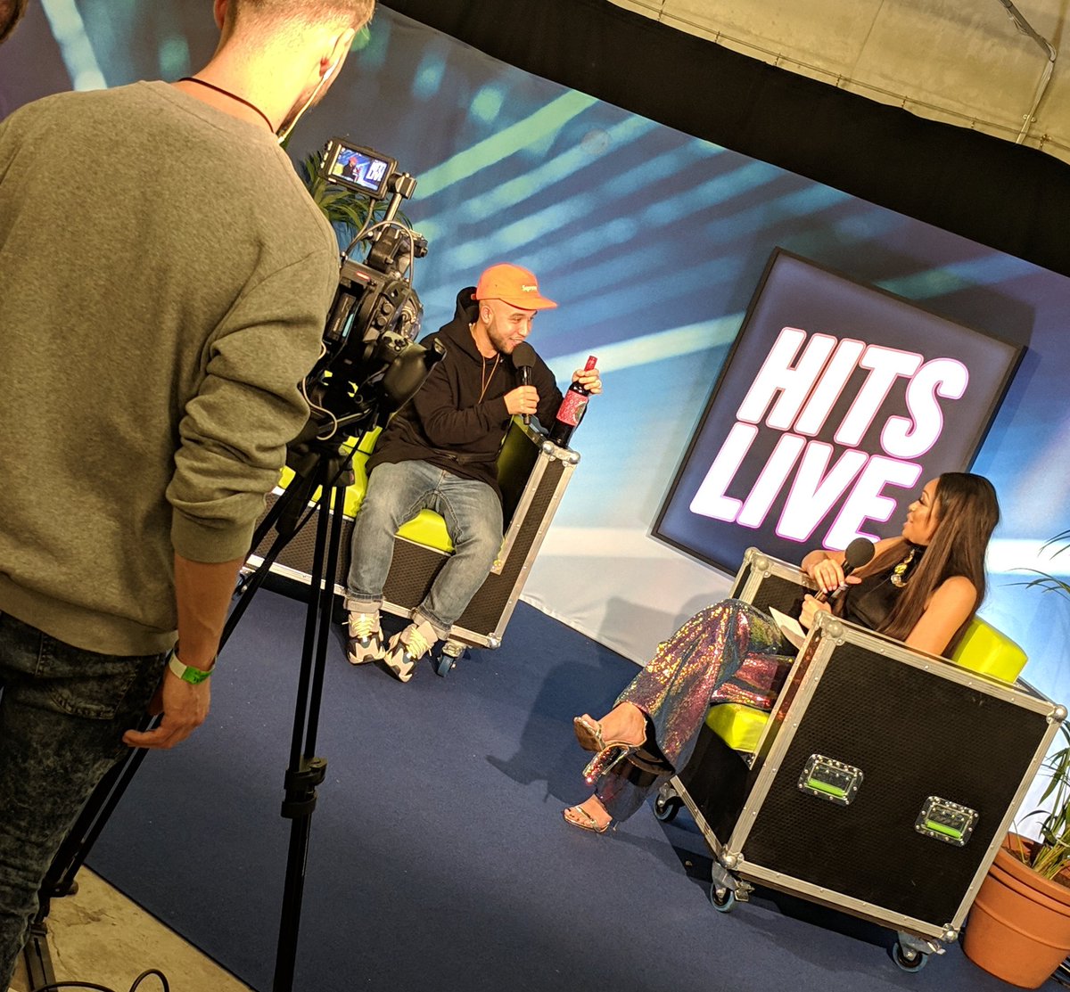 _GAdams_'s tweet image. Great first night for the @bauermedia video teams covering #HitsRadioLive with @DJSarahJane
