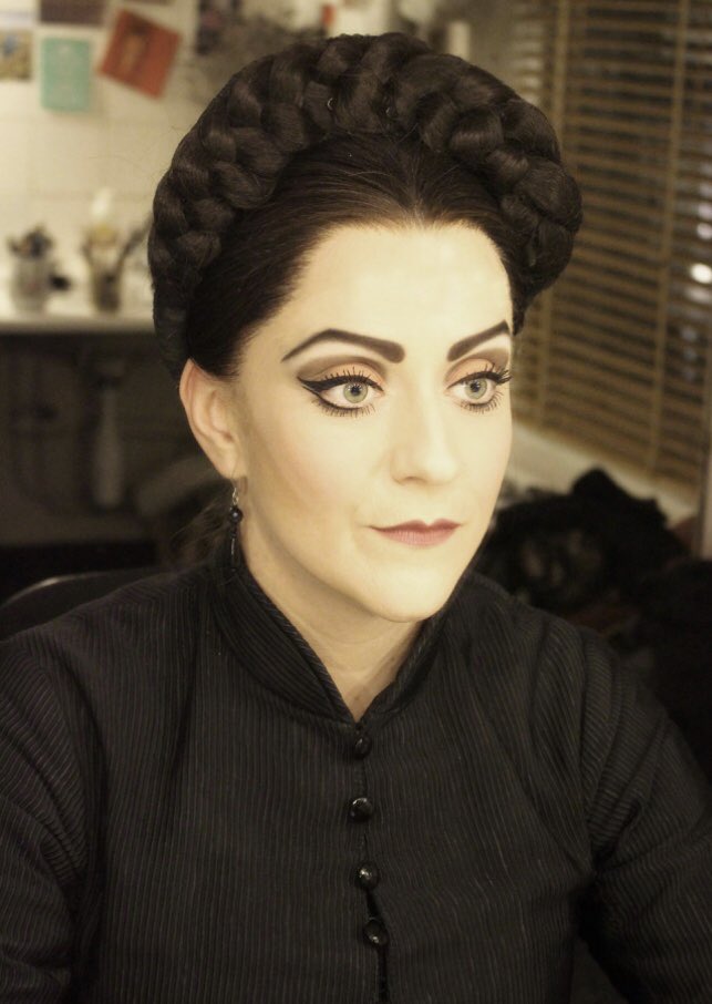 Debbie_Rimmer1's tweet photo. And over @PhantomOpera @RachelSpurrell plays Madame Giry today! #steelygiry #saturdayshows https://t.co/wTJ5agLLBm