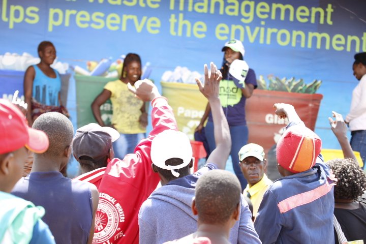 DeltaCorpZim's tweet photo. From Hatcliffe to Domboshava, the #MADmovement is making sure that we all know and learn the importance of waste management. How do you dispose off organic waste? Do you have a compost? https://t.co/hj6a5yUnZ1