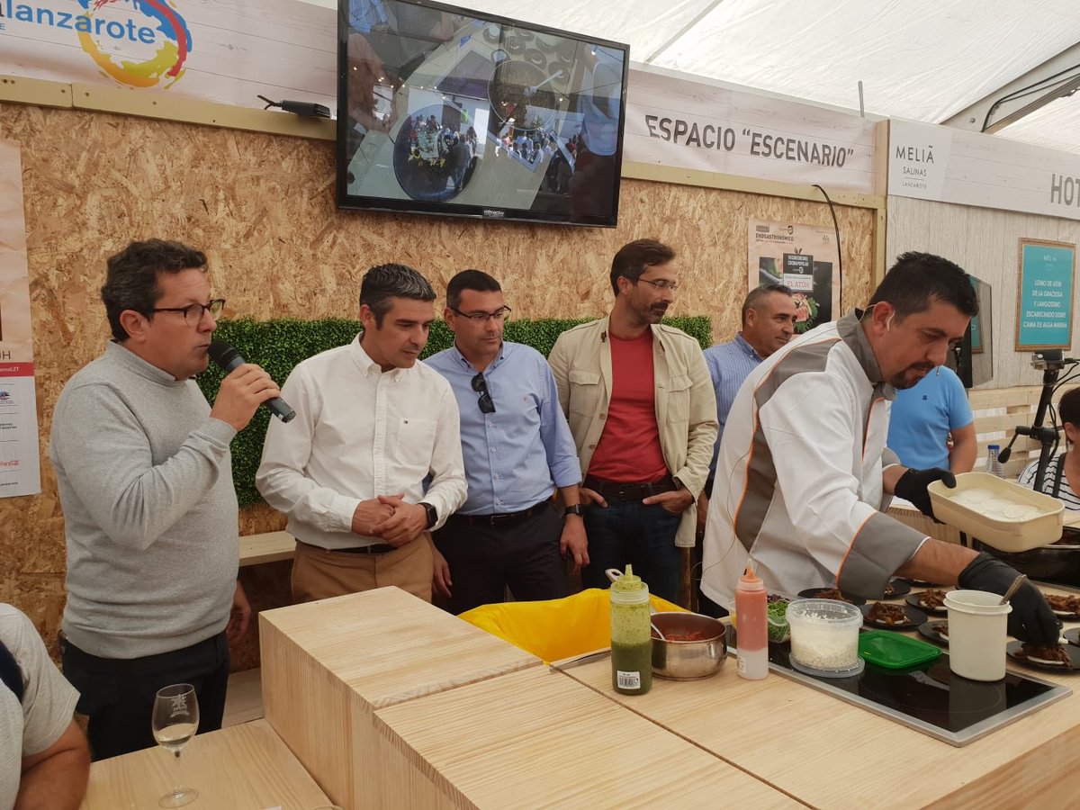 . #SaboreaLanzarote se ha consolidado después de 8 ediciones como una gran fiesta de la gastronomía. El Gobierno de Canarias puso en marcha en Lanzarote el proyecto #CrecerJuntos que ha promovido la vinculación de la gastronomía, producto local y el sector primario. Enhorabuena!