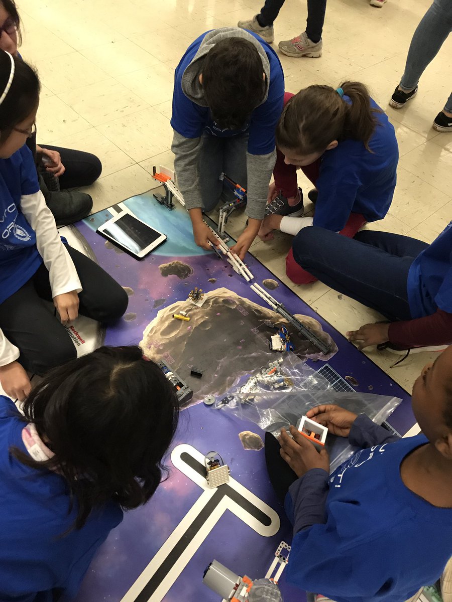 SakhiFarrah's tweet photo. FLL tournament!! Good luck to us!! @MuirheadPS @TDSB_Robotics @tdsb https://t.co/SCBSNMcCyl