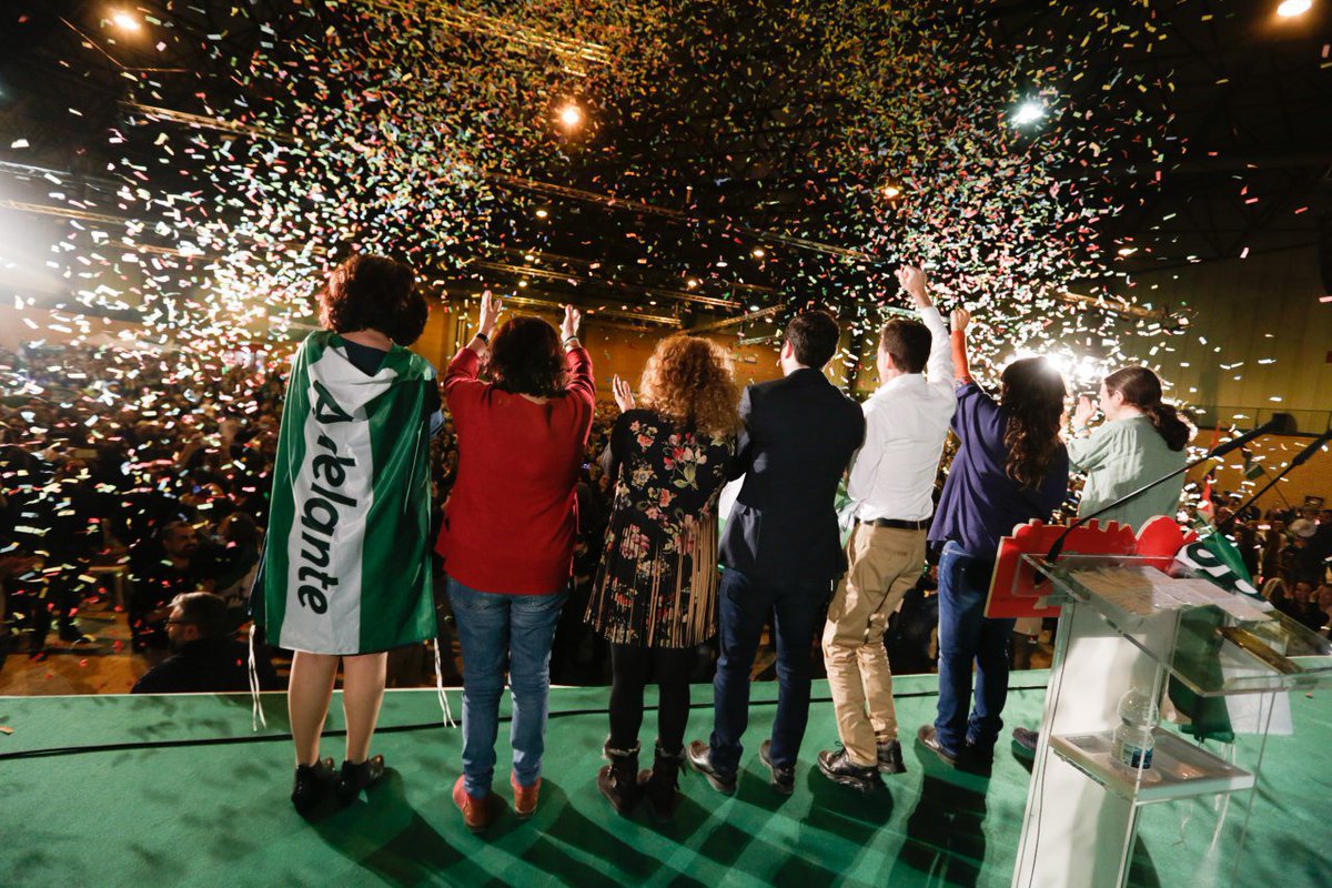 MailloAntonio's tweet photo. Adelante, compañeras y compañeros. Adelante a toda la gente organizada y sin organizar. El 2D salimos a ganar. El futuro es nuestro 💚

#SeguimosAdelante https://t.co/X0KtWi8gc7