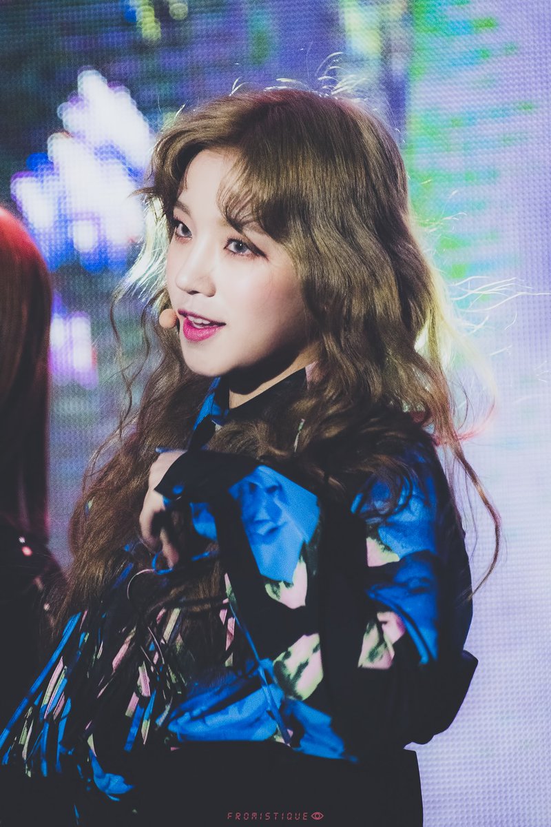 Who Is Prettier Blonde Yuqi Vs Miyeon Allkpop Forums