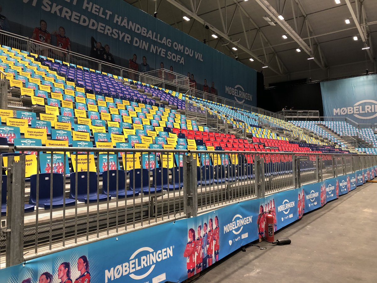 Erik Thomas Langerud on Twitter: "Telenor Arena er for dag 2 av Møbelringen Cup. Her blir det god stemning🇳🇴👍 https://t.co/7TTa9UpfjL" / Twitter