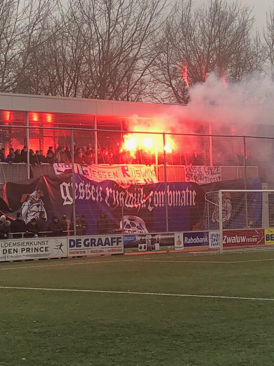 Keeslievaart's tweet photo. Grc14-almkerk 20 minuut 2-0 https://t.co/Y0INxIteX8
