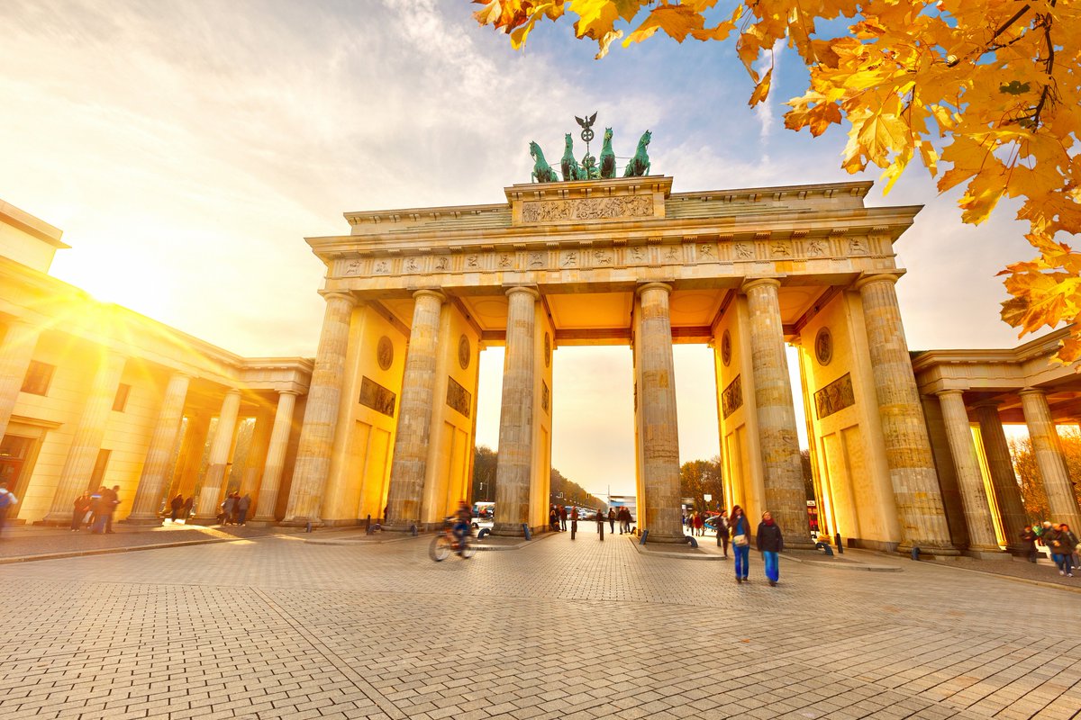 Butler_For_You's tweet photo. New job! Housekeeper sought for German VIP family in Berlin. This is a fully staffed estate with 2 housekeepers, a gardener, chauffeur/butler. Excellent compensation! Check out more jobs on https://t.co/O6UEm6vbph or our German sister site https://t.co/qOahRYb5Rf
#butlerforyou https://t.co/PBVZ4TM8DO