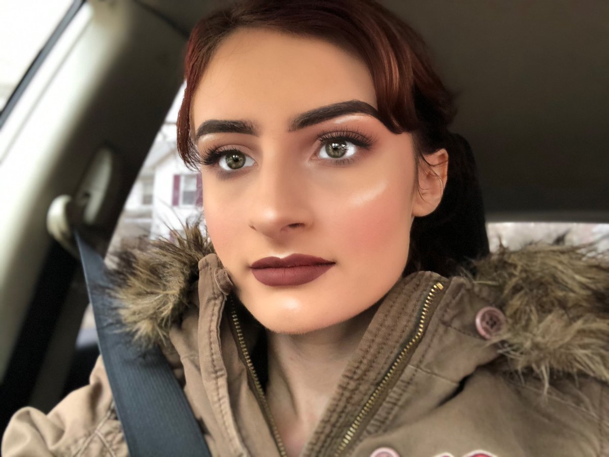 bonedaddyy2_0's tweet photo. #eyebrows #eyemakeup #eyeshadow #makeup #makeupartist #beauty #beautyguru #influencer #makeupinfluencer #abhjunkies #prlist #morphe #morphe39a #35bpalette #covergirl #falselashes #mac #maccosmetics #beautybloggers #makeupblogger #greeneyes #purpleeyeshadow #amrezyshoutouts https://t.co/sYRI6ktWcN