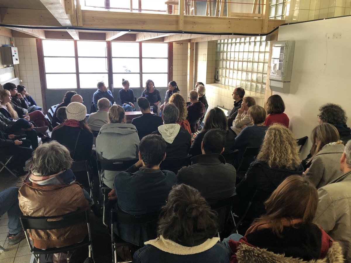 MarielleGygaxK's tweet photo. „Biel ist ein Dorf. Jeder kennt jeden. Man weiss, wer geschieden ist“, sagt @BMoning am #bmt18 #haltungzeigen #sportjournalismus https://t.co/wVC77jbWEL