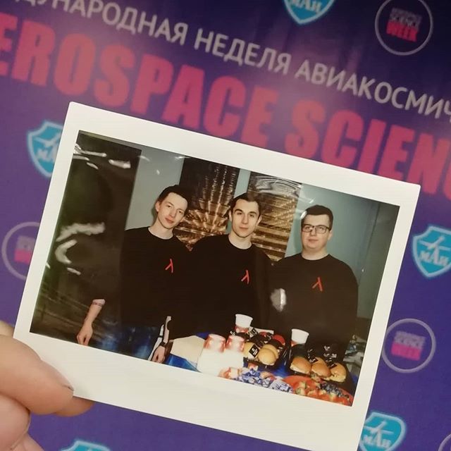 lambda_mai's tweet image. Менторский состав Lambda на #aerpspace #hackathon в #МАИ  Пожалуй, самый, ламповый хакатон для клуба
#lambda #lambdaMai #mai #hackathon #programming #it #coding #python #ml #cpp ift.tt/2FCjSY4