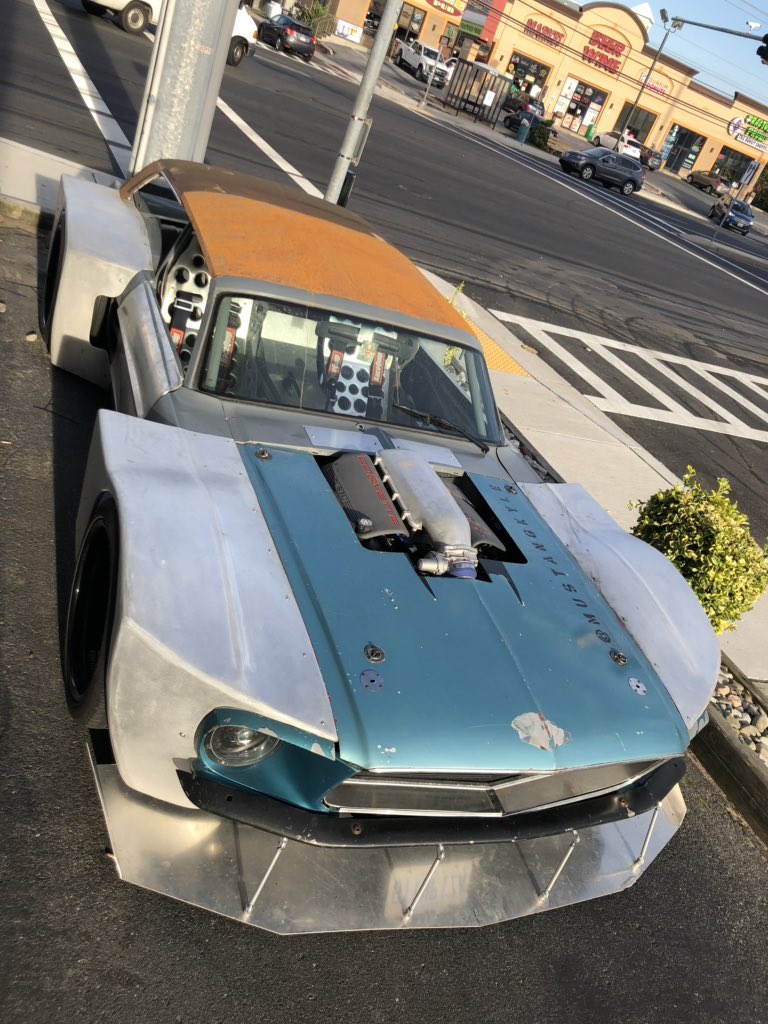 HorsepowerPizza's tweet photo. This week’s article surrounds one of my favorite builds I’ve seen to date. @mustangkyle2 knocked it out of the park with this one! 🏎🍕 https://t.co/CQZUF3lAg7 https://t.co/bsBBPGZbQN