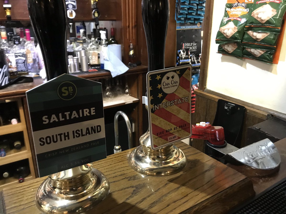 Gingerbeerking's tweet photo. #pub2 @RobhoodAltofts @WakefieldCamra 
#supportingpubs
#locale #realale former #poty 2015 
“Great support of local breweries” 
👏✅🤗 https://t.co/MKPPkDVczf