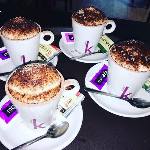 LMDMostoles's tweet photo. Una de las cosas que más apetecen cuando hace frío es tomarte un café, té o chocolate bien calentito....
Pues te traemos la solución! Mokalia Móstoles te trae la más amplia carta del mercado, para que disfrutes de cada sorbo de tu bebida 👉 https://t.co/6ASXIllPD2 https://t.co/Aszi86Qnmm