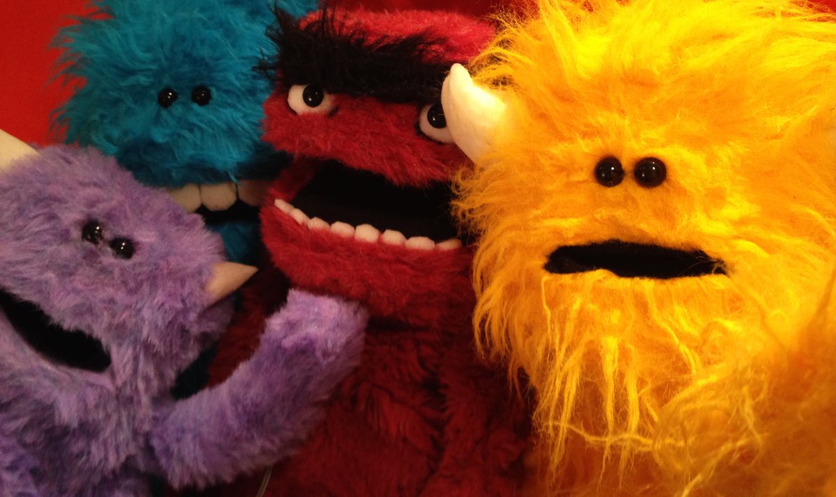 Awesome lineup tonight at <a href="/hooplaimpro/">Hoopla Impro</a>  -  The Actor's Nightmare (w/ folks from Whose Line, Comedy Store Players &amp; Showstoppers!),  Improvised Crystal Maze!! &amp; puppet improv from <a href="/Glitchimprov/">Glitch Improv</a>!  8pm at <a href="/themillerpub/">The Miller Pub</a> bit.ly/2M7GaUg