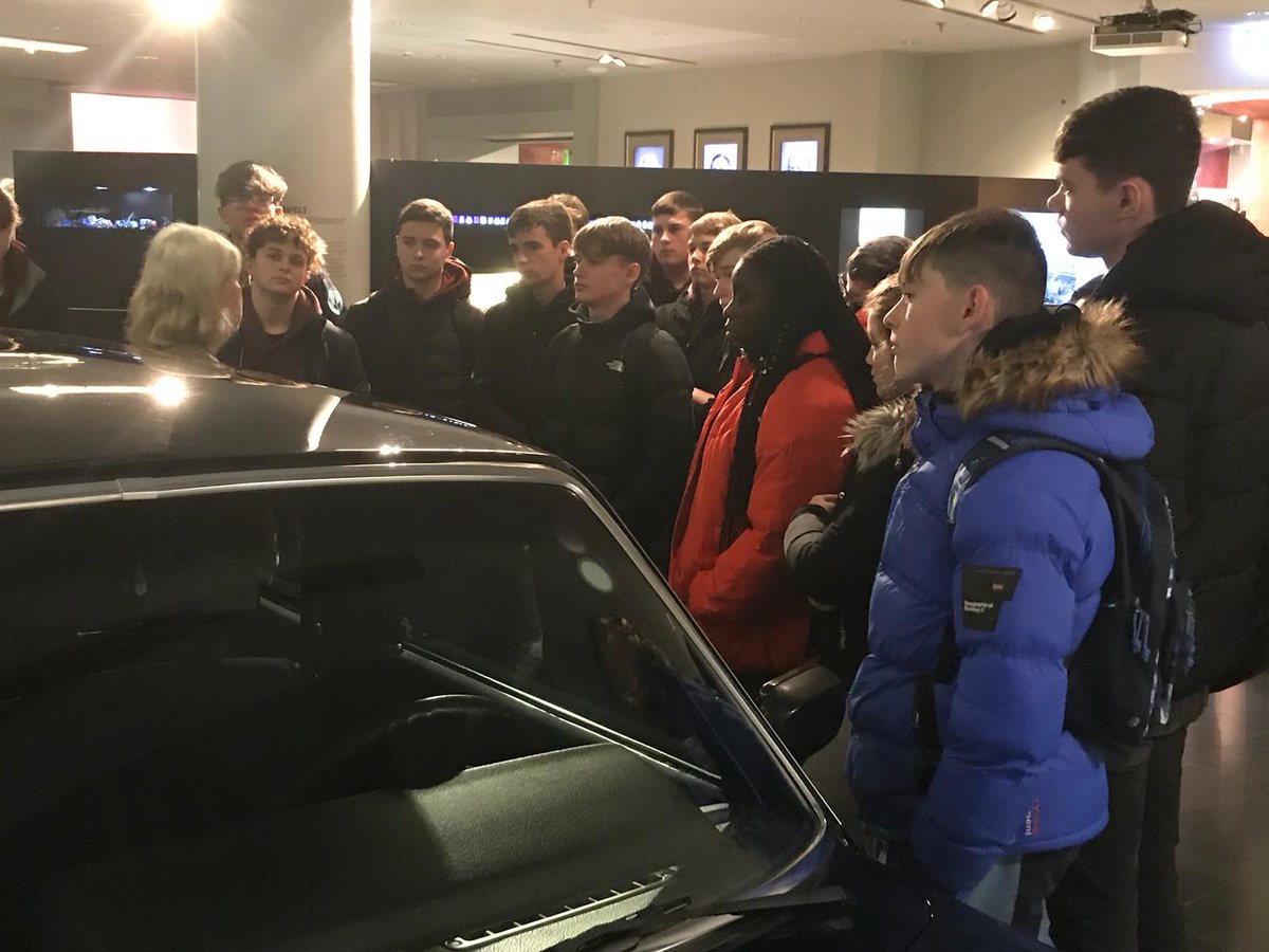 Veritas_History's tweet photo. We've left the DDR museum and have learnt about all aspects of life in the German Democratic Republic had lots of fun trying on clothes, testing cars and having a stint in kindergarten! #Berlin18 https://t.co/RdLNbkC93Q