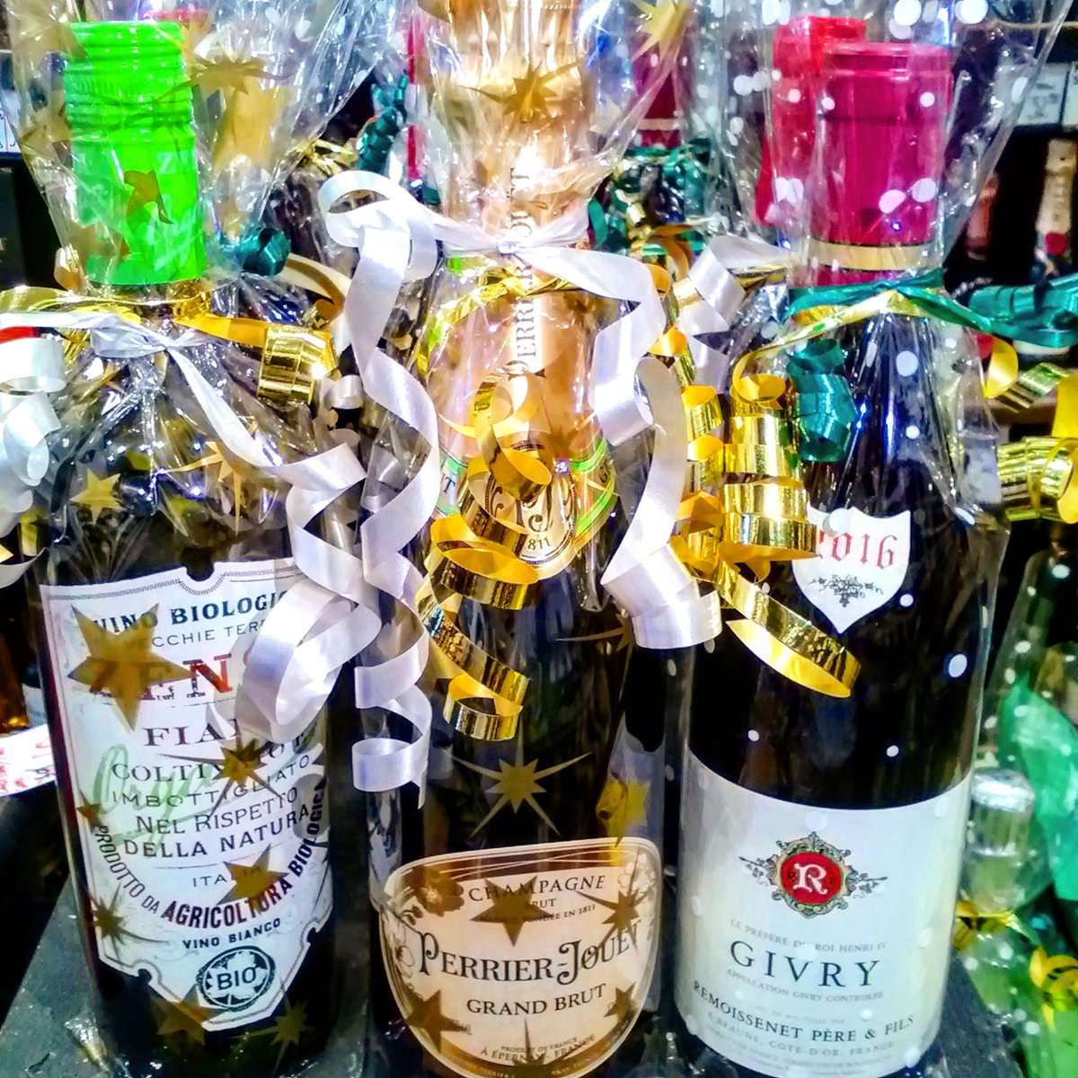 OddbinsHighgate's tweet photo. I guess 🎄Christmas 🎁 season started, but don't worry, we won't make you suffer with jingles🎶🎅... Not yet... https://t.co/Z8n3dvIpfd