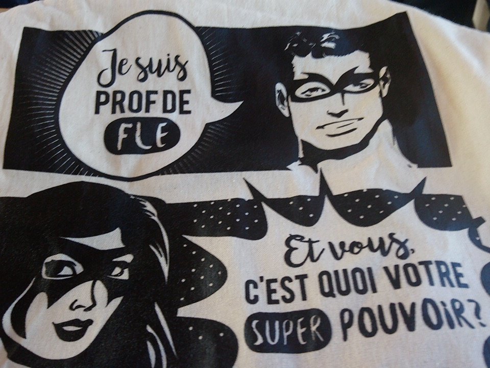 annadoquin's tweet photo. Merci a @emdlfle et @IF_Barcelona pour l'accueil et toutes mes felicitations pour cette merveilleuse #RencontreFLE. #superhero #fle https://t.co/8H9M2Gw66k
