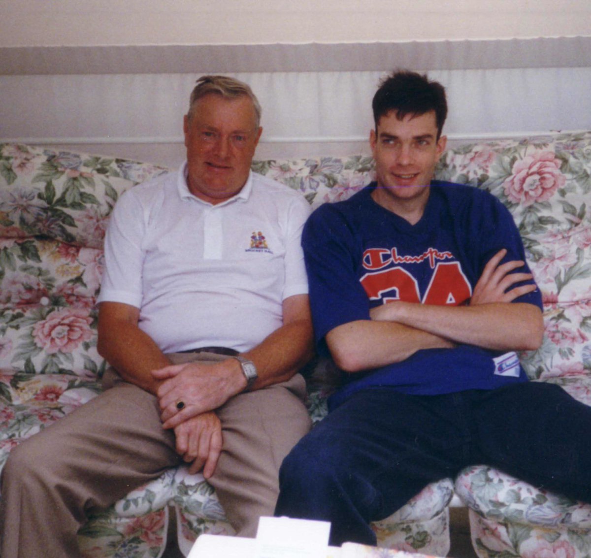 Hit 250 miles today for #cyclingdowndementia .... 750 to go 🙌... If I can get bike back off this fella ❗️ 😂 <a href="/ARUKnews/">Alzheimer's Research UK</a> Doing this for Dad ...