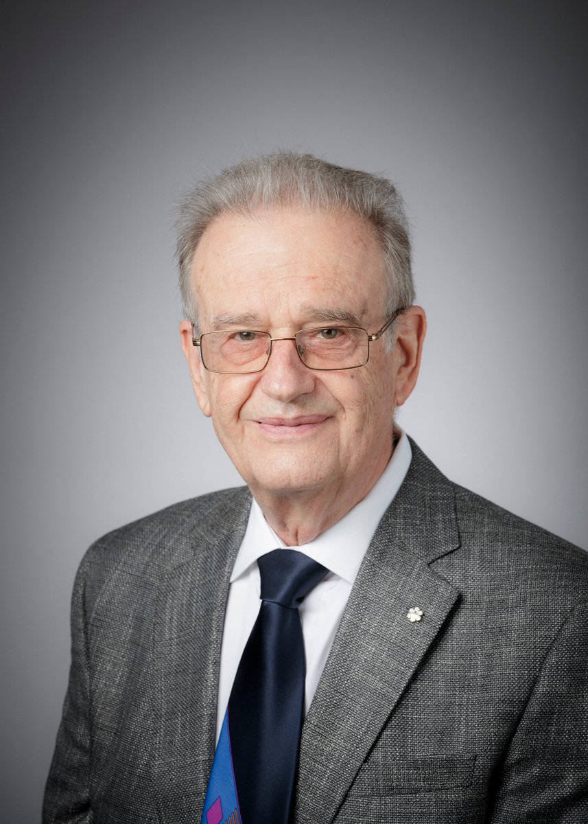 PEO_HQ's tweet image. Meet Dr. John Bandler, OC, P.Eng.—winner of the 2018 Ontario Professional Engineers Awards Gold Medal and inventor of #spacemapping, a quantitative explanation for an engineer’s “feel” for a problem. #OPEA2018 cc @McMasterEng @JohnBandler ow.ly/JF6h30mJnse