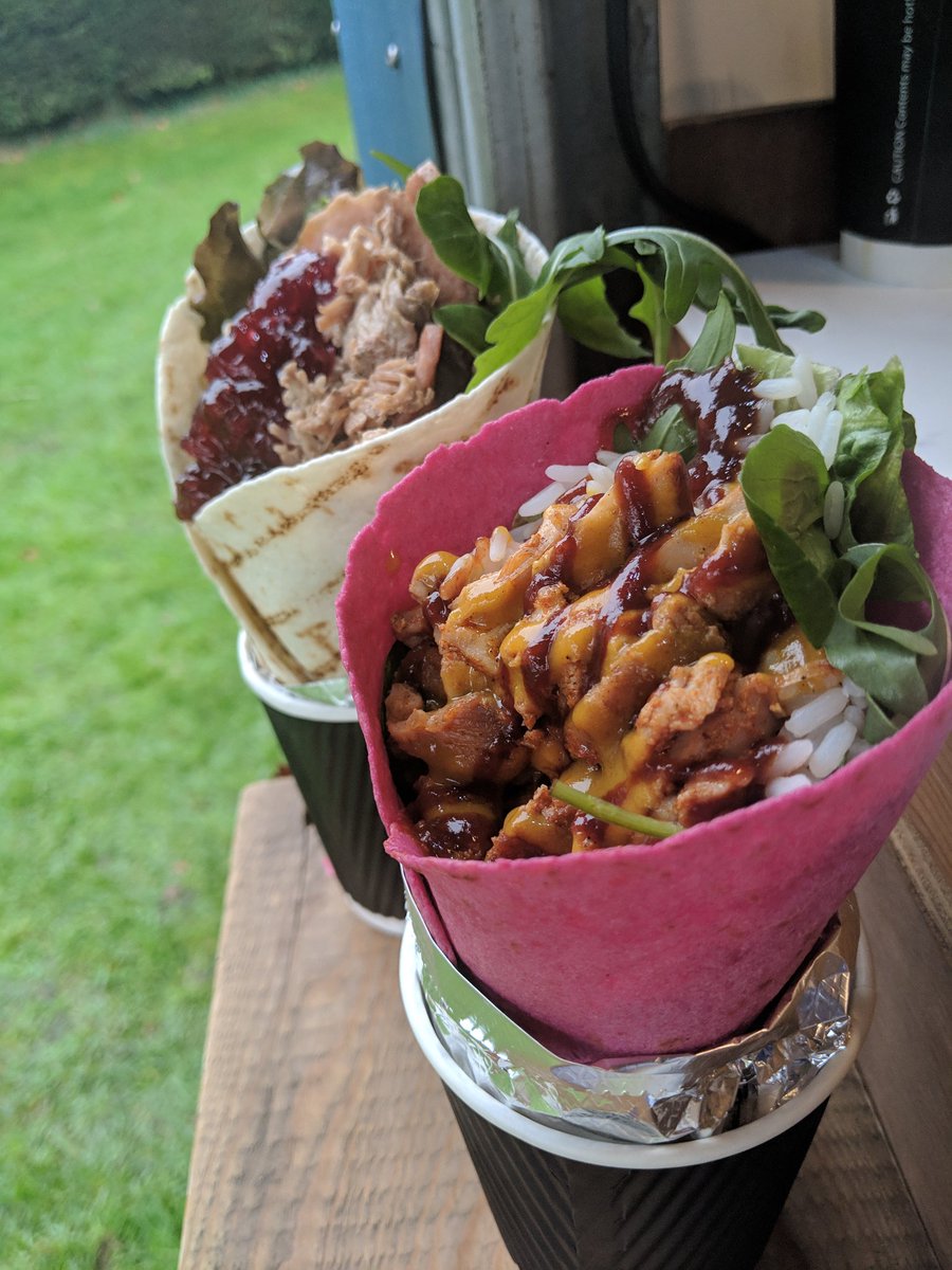 Keeping everyone warm today at Athelhampton House with our street food wraps. We are going to be assisting turn the Christmas lights on at brewery square tonight serving from 4:30 until 9:00.