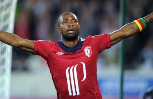 Aurelien Chedjou Galatasaray'da !

Sarı kırmızılılar, ocak ayında da talip olduğu Lille’in Kamerunlu yıldızı Chedjou'nun işini 7 milyon Euro’ya bitirdi. 27 yaşındaki stoperle gece yarısı 4 yıllık sözleşme imzalandı...