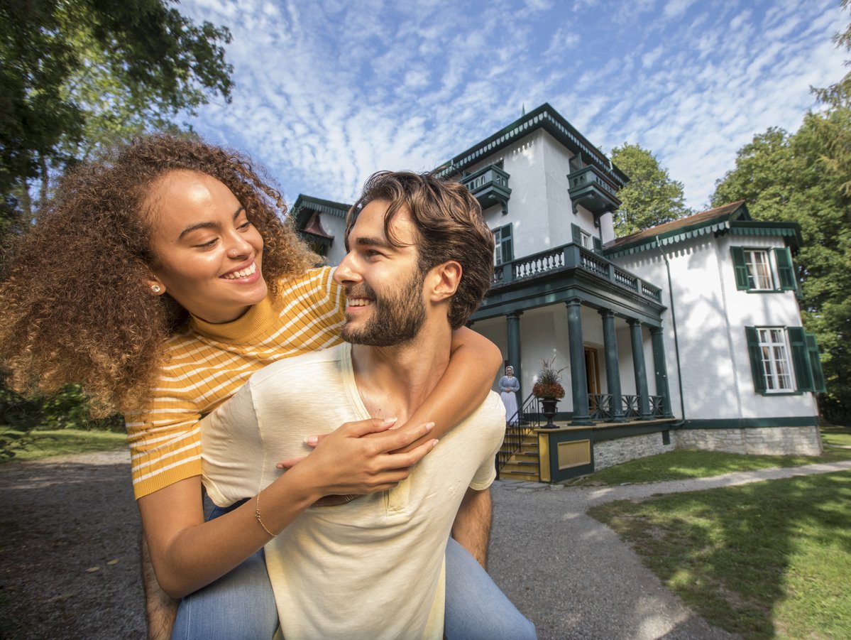 pcparkslife's tweet photo. Calling all history lovers!
Celebrate Canada #HistoryWeek2018 by taking our Love at First Site quiz ๐ to find your perfect match where history comes alive! https://t.co/R71CXBrnXB https://t.co/PsBpyyHIfl