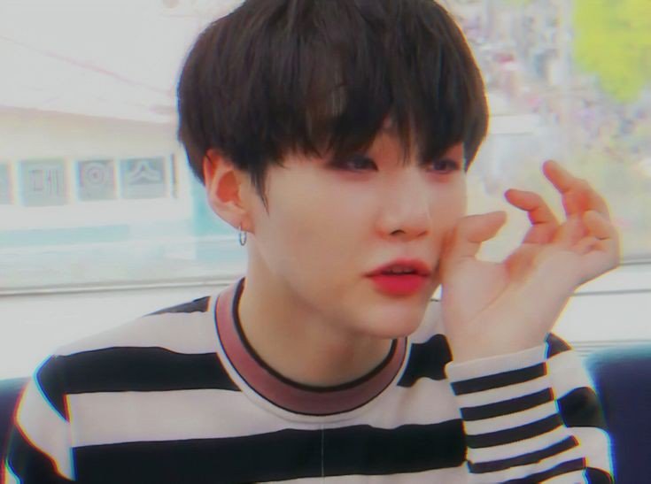 pobrepiojito's tweet photo. ..... [𝒅𝒂𝒏𝒈𝒆𝒓𝒐𝒖𝒔 𝒂𝒏𝒈𝒆𝒍] ✓ ..... 
@BTS_twt  💜 https://t.co/mWZlxfWRr5