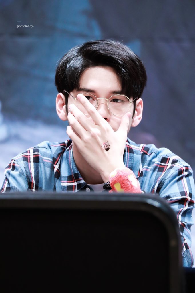 iwfe_qn's tweet photo. พ่อทุกสถาบันว่ะ หล่อมากกก https://t.co/Eld9nV193D