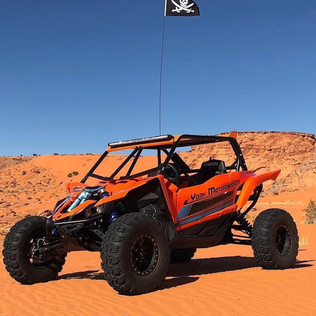 YamahaMotorUSA's tweet photo. Rick York's #twincharged #packardperformance turbo/supercharged YXZ1000R.  📷 @YorkMotorsport1 https://t.co/qRQbD4wVlo #YXZ1000R #REALizeYourAdventure #ProvenOffRoad #AssembledInUSA #SxS https://t.co/LajDls24JB