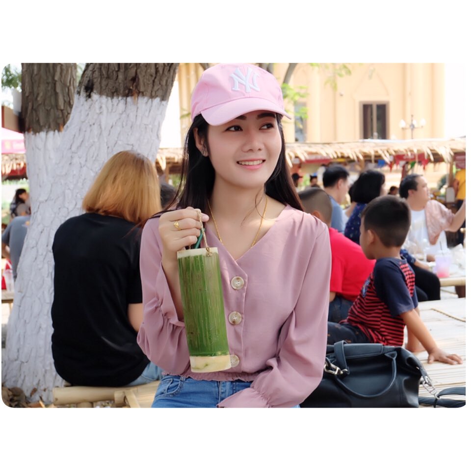 Alone3023's tweet photo. ก้อนหินมันจะหนัก
ก็ต่อเมื่อเราเอาตัวเข้าไปเแบก👈 https://t.co/EaJE5wUaGK