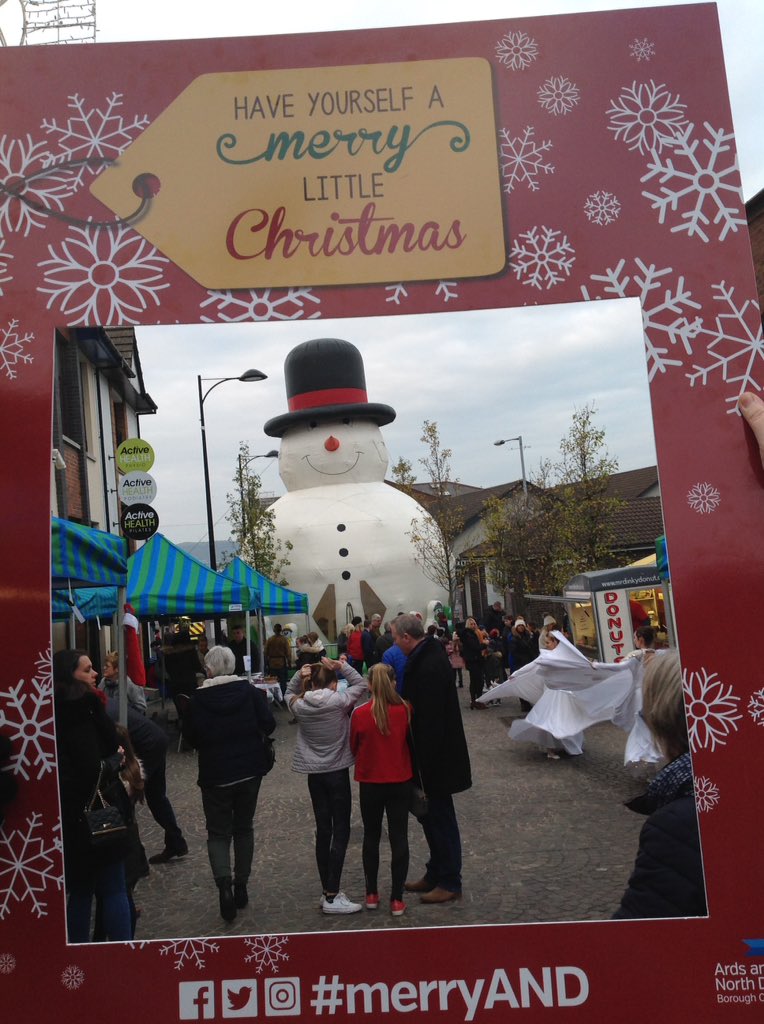 ANDborough's tweet photo. Lots going on in Holywood today: check out the inflatable giant snowman in Hibernia Street and the market, before the big Switch On at 4.30pm #MerryAND #Holywood https://t.co/flq1vzAXuO