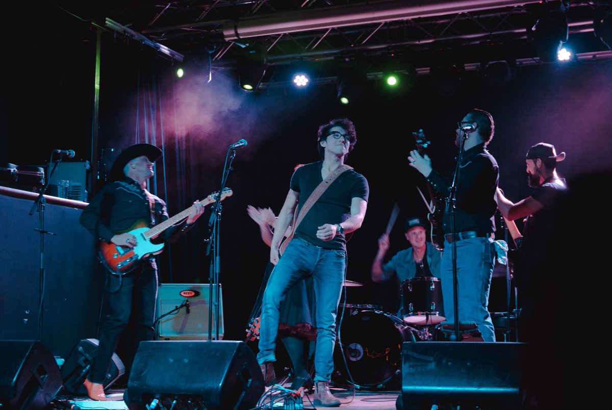 Tonight is the night! <a href="/projectwildab/">Project WILD</a> finale at <a href="/knoxvillesyyc/">Knoxville's Calgary</a> 
Doors at 6
Music at 6:45
<a href="/Alberta_Music/">Alberta Music</a> <a href="/WILD953Calgary/">WILD 953</a> #pw2018 #wilddozen
Photo by <a href="/katherinecolwel/">Katherine Colwell</a>