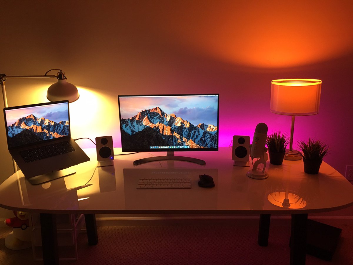 brianlovesevs's tweet photo. Two years ago today Dream Desk 4 was uploaded. I still remember the massive smile that was on my face when I walked into my room and @tldtoday was standing next to my desk. https://t.co/i4gM3Z5qlS
