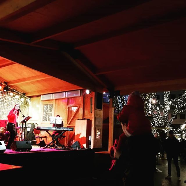 dePablette's tweet photo. Christmas Market🎄 https://t.co/pNJ2a7mhgq https://t.co/bm1FE1kC6h
