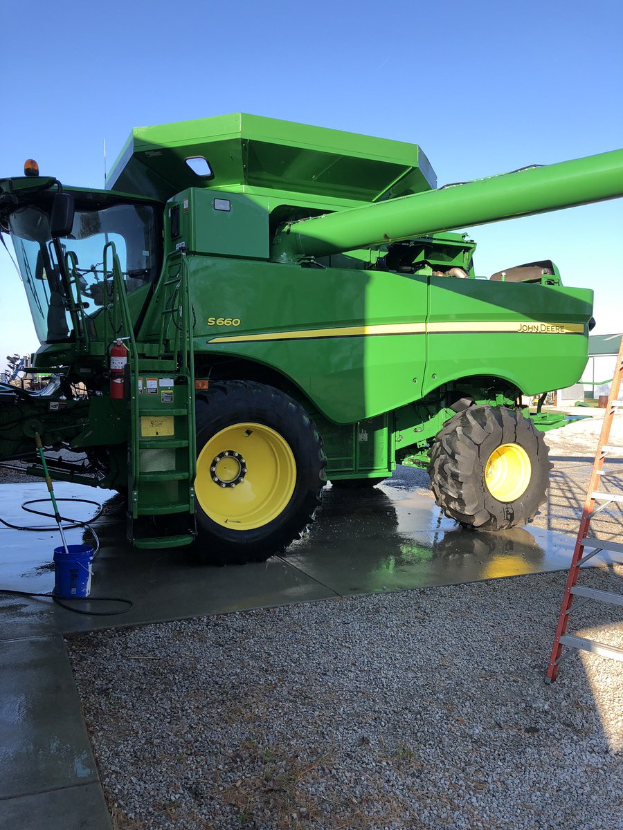 If there’s such a thing as a good day to wash the combine, then today was it...#goodjobdone
