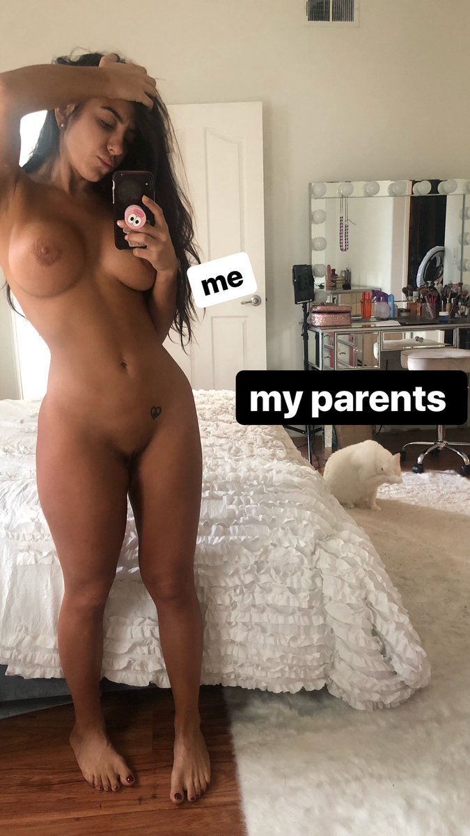 lenatheplug's tweet photo. I had to https://t.co/HJLIGxexaV