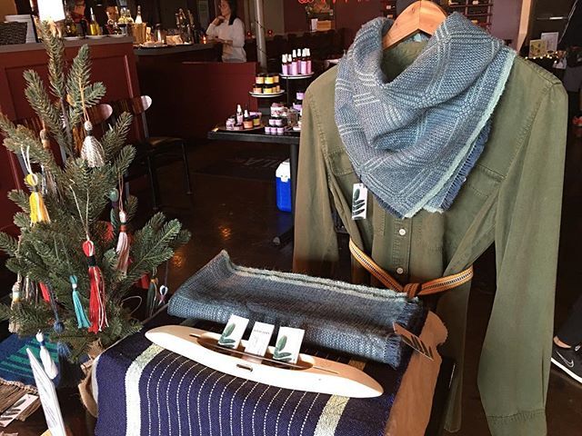 RoyalFernCo's tweet photo. Join us for the Pop up at The Monon Shops for Small Business Saturday. I’m at Diavola Pizza from 11-3 with handwoven holiday gifts! https://t.co/0o3KoozMJm https://t.co/dmmpRRvTAv
