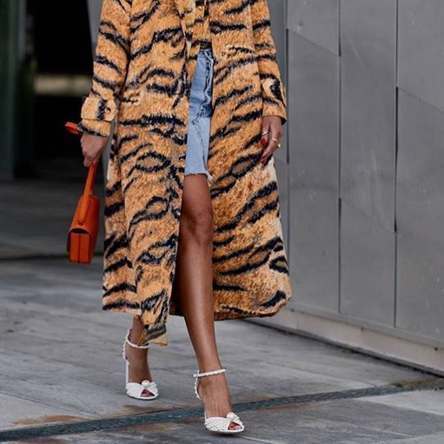 Shopcade's tweet photo. The Black Friday sale weekend continues! Find fashion, beauty, homewares, tech and more in our sale round-ups and shoppable edits on https://t.co/newPwP8Ij9 until Sunday... #shopcade https://t.co/o2s5AYpbct https://t.co/0e8eEk0Md5