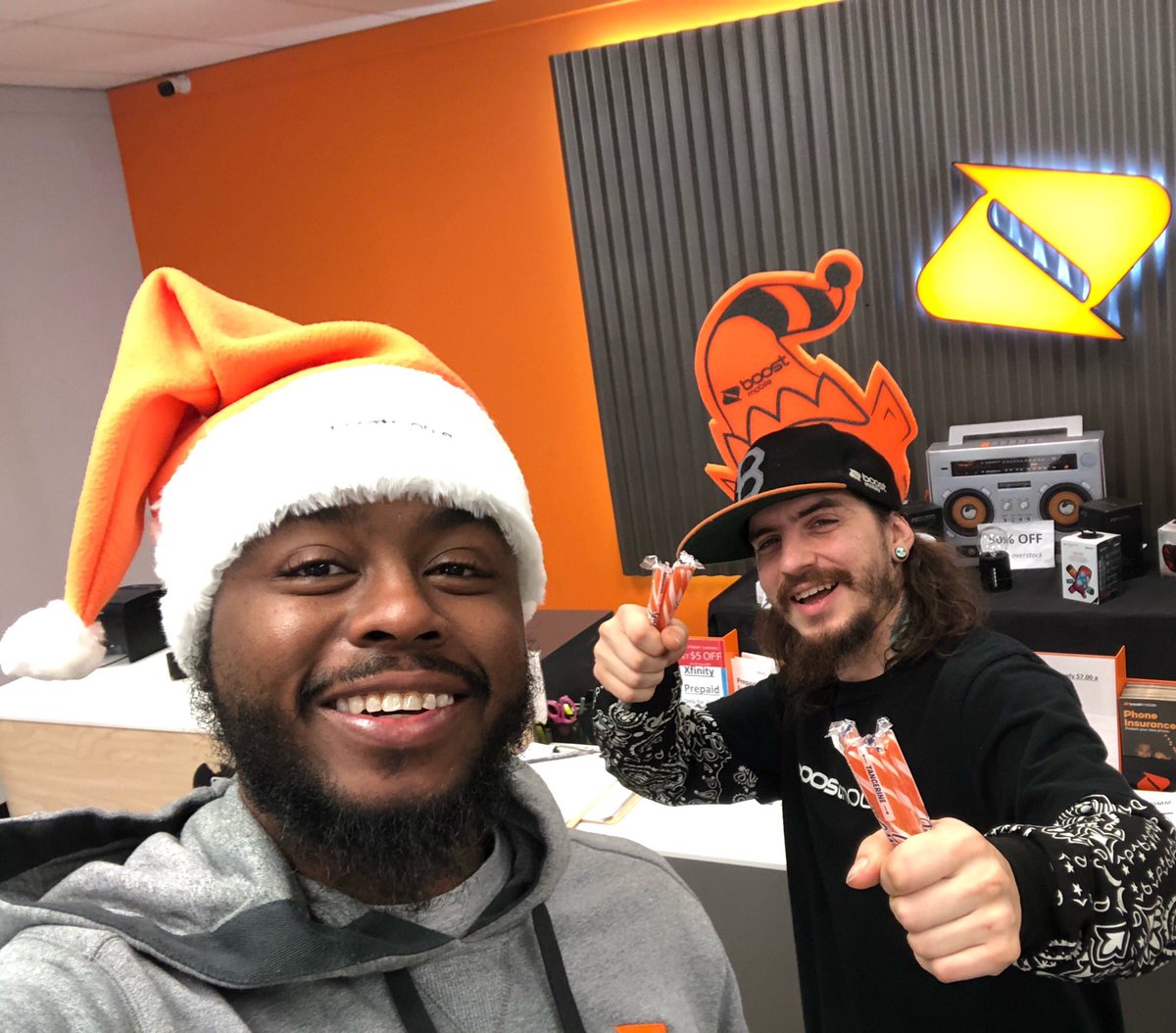 Are you in the Christmas spirit? We are here at neo Comm located at 1223 Eastern Blvd in Essex Md. COME JOIN US #GoBoost #BoostMobile #NeoComm