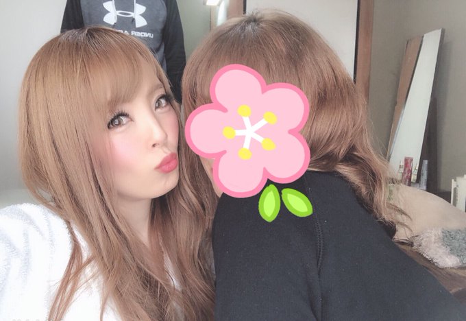 私のご指名しているメイク様💄顔は出せませんが仲良し❤️大好き❤️今日もありがとう😊 寝る準備しようかな😊 https://t.co/sMbyFzyDpe<a href="/tag/ps4share"class="tags"><span>#ps4share</span></a>