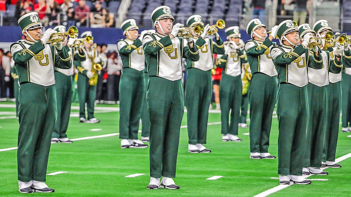 BaylorAthletics's tweet image. Baylor fam in Arlington supporting @BUFootball. #SicTech