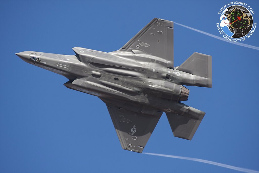 reinigen Mellow Netelig David Cenciotti on Twitter: "So, the interesting detail was that the aircraft is not equipped with the two lower-fuselage radar reflectors (aka RCS enhancers or Luneburg lenses). The photo below shows the reinigen Mellow Netelig David Cenciotti on Twitter: "So, the interesting detail was that the aircraft is not equipped with the two lower-fuselage radar reflectors (aka RCS enhancers or Luneburg lenses). The photo below shows the