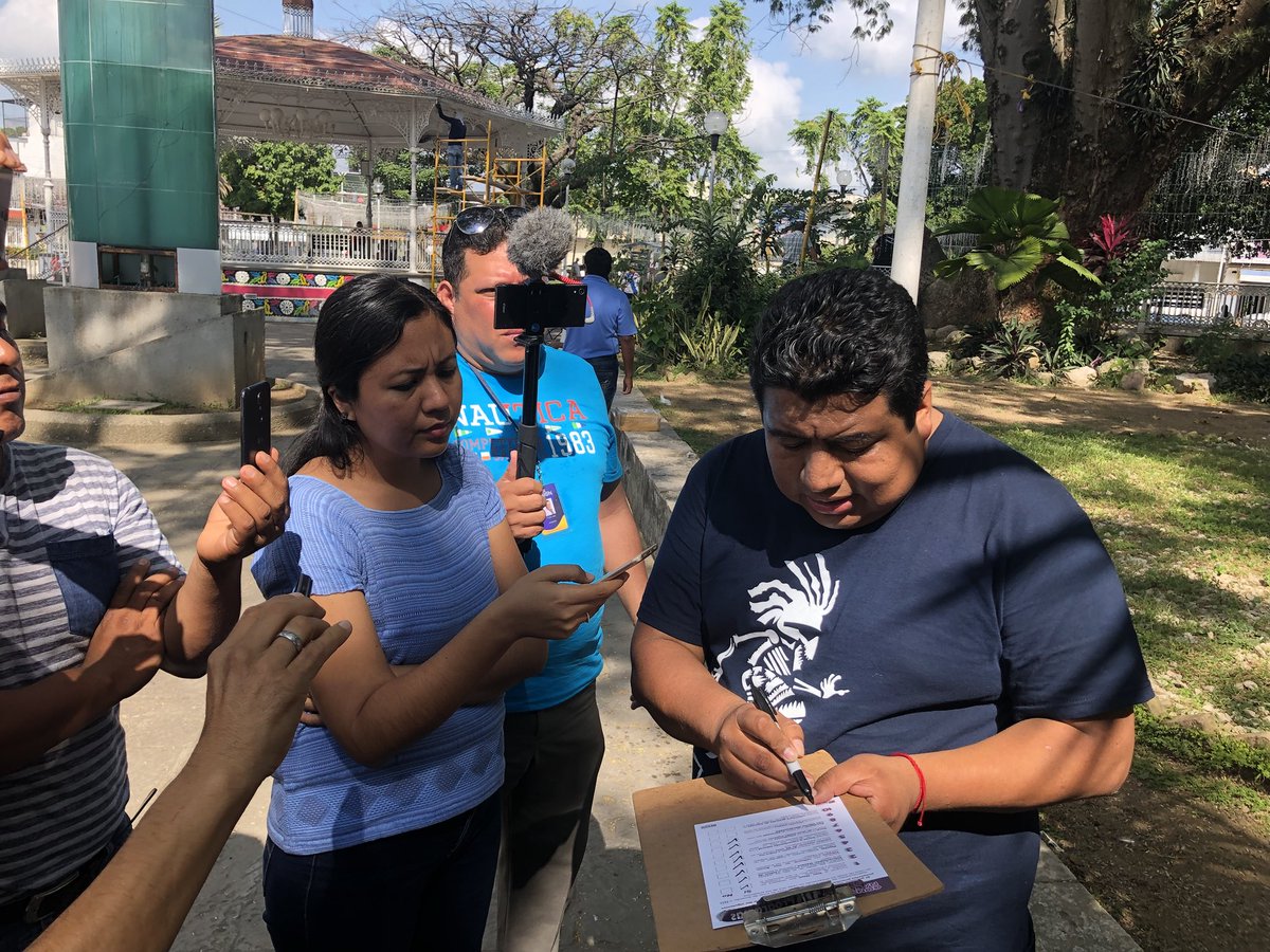Ven y participa en la Consulta Nacional de las 10 Propuesta que #AndresManuelLopezObrador Propone vamos Rumbo #LaCuartaTrasnformacion <a href="/NancyOrtizOax/">Nancy Ortiz Cabrera</a>