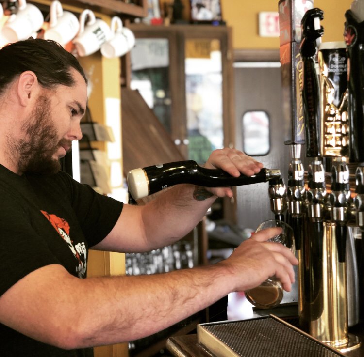 Brunch is going strong! Bradey is behind the bar, come say hi!! 🍳🥂#brunchtill2 #brunch #weekend #recoverwithus